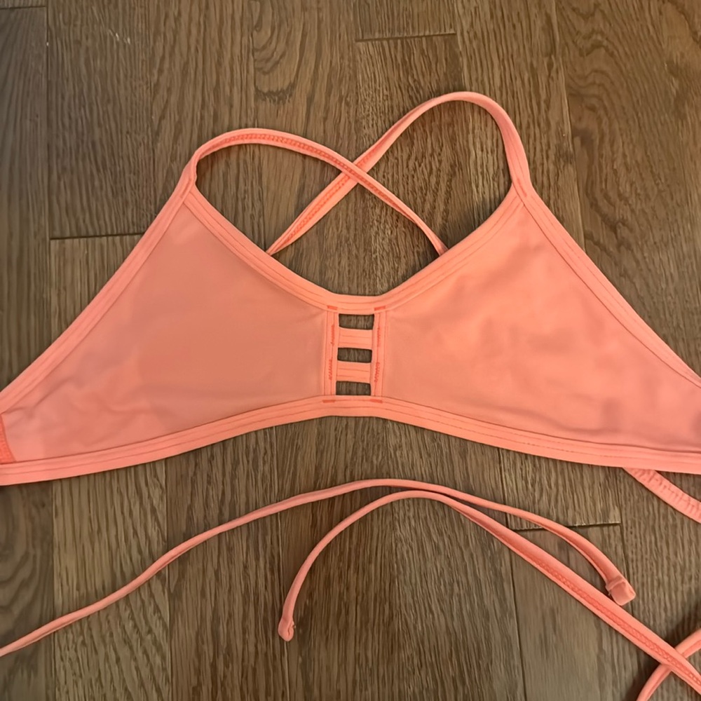 Jolyn tomcat top size small